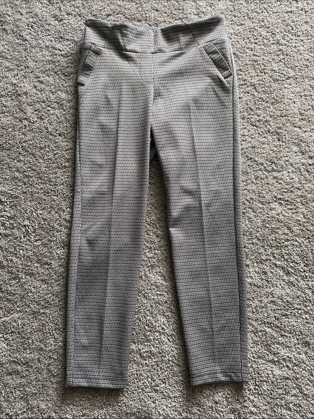 Soho Black and White Houndstooth Cropped Ankle Pants
